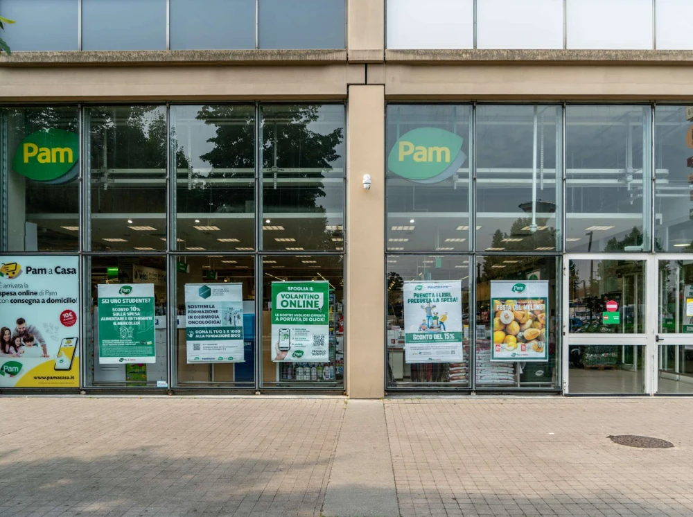 Facciata supermercato Pam Lingotto Torino