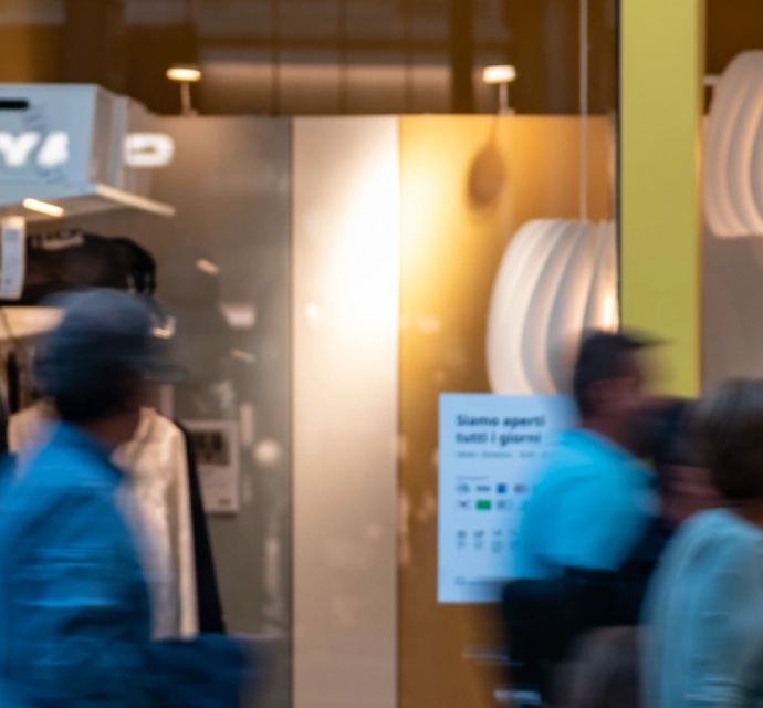 Vetrina centro commerciale Lingotto