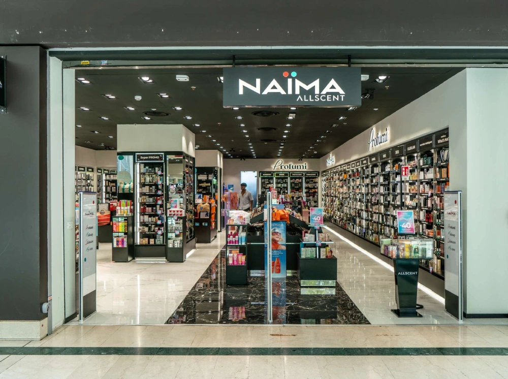 negozio naima centro commerciale lingotto