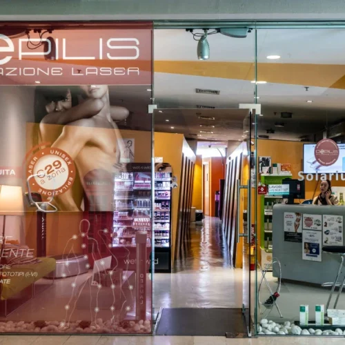 negozio solarium centro commerciale lingotto