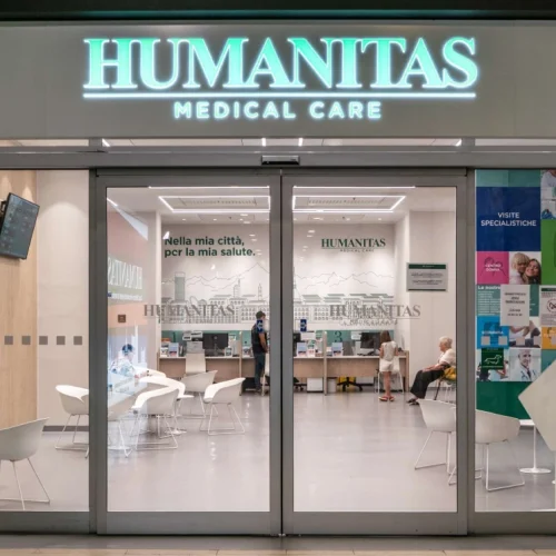 vetrina humanitas lingotto