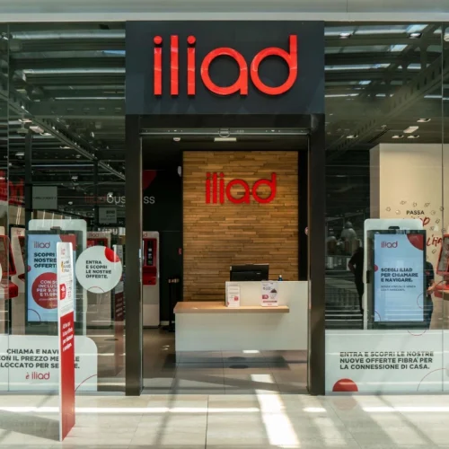 negozio iliad centro commerciale lingotto
