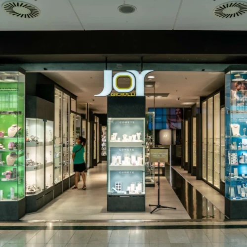 negozio joy centro commerciale lingotto