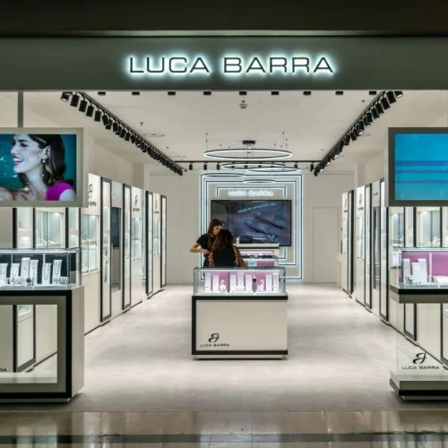 negozio luca barra centro commerciale lingotto