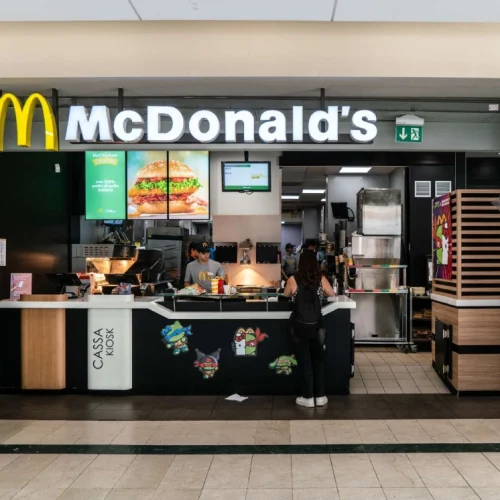 negozio mcdonalds centro commerciale lingotto