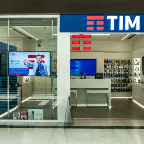 negozio tim centro commerciale lingotto